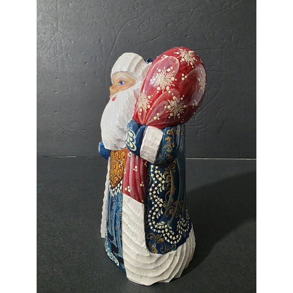 Vintage Hand Carved & Painted Russian Ded Moroz (Santa) Folk Art